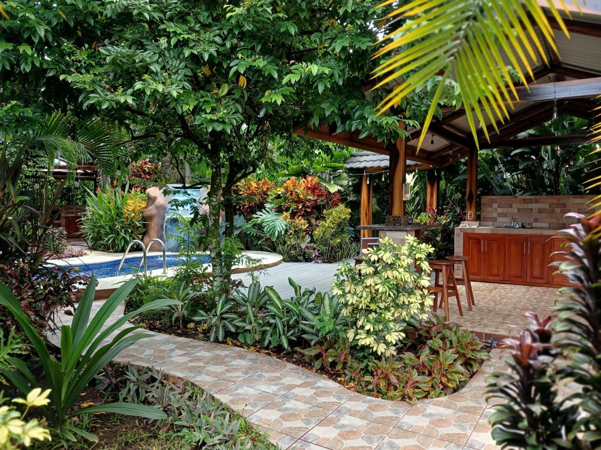 San Gabriel Apartments La Fortuna Exterior photo